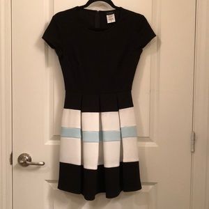 B. Darlin black and white dress